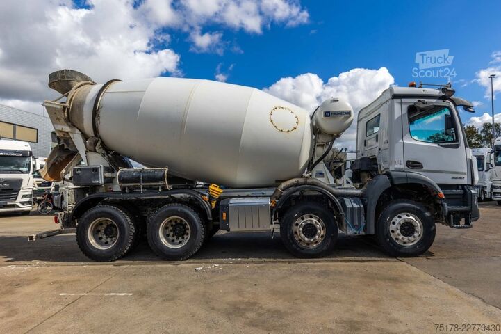 Blandare Mercedes-Benz AROCS 3240 BB + HARDOX 9m3