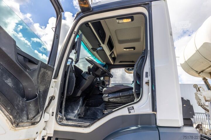 Blandare Mercedes-Benz AROCS 3240 BB + HARDOX 9m3