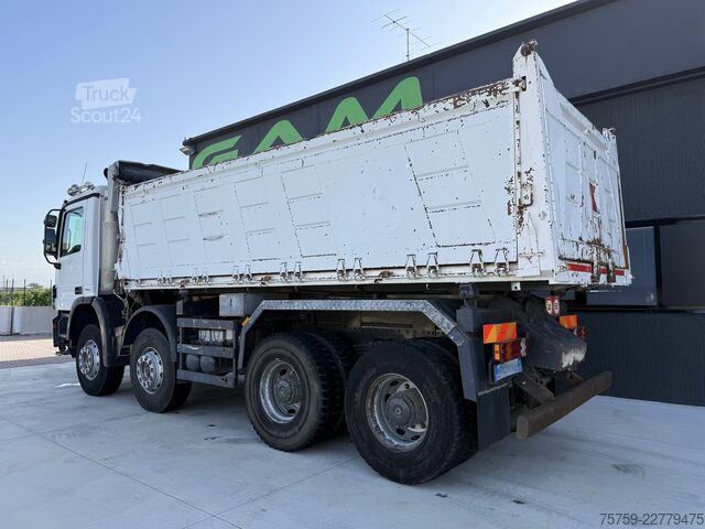 Camión volquete trilateral Mercedes-Benz Actros 4151K Kipper 20cbm 8x4 Euro4