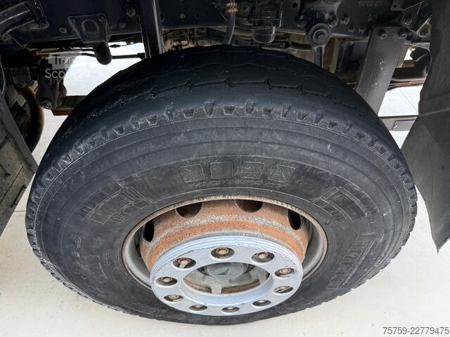 Camión volquete trilateral Mercedes-Benz Actros 4151K Kipper 20cbm 8x4 Euro4