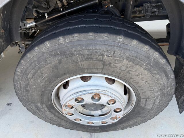 Camión volquete trilateral Mercedes-Benz Actros 4151K Kipper 20cbm 8x4 Euro4