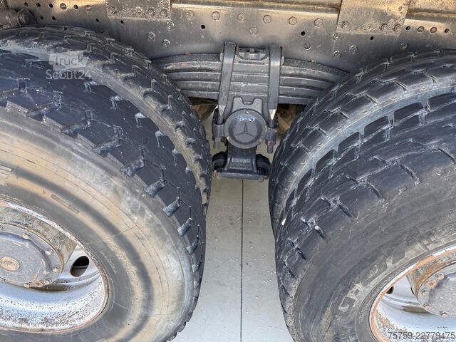 Camión volquete trilateral Mercedes-Benz Actros 4151K Kipper 20cbm 8x4 Euro4