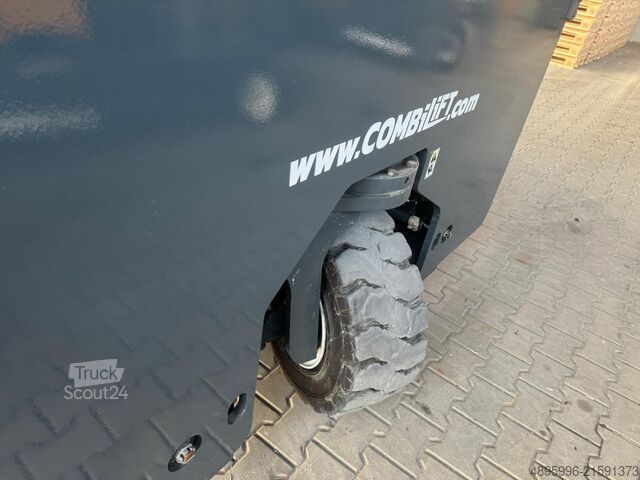 رافعة شوكية رباعية الاتجاهات Combilift C5000 / 5500 mm / free lift