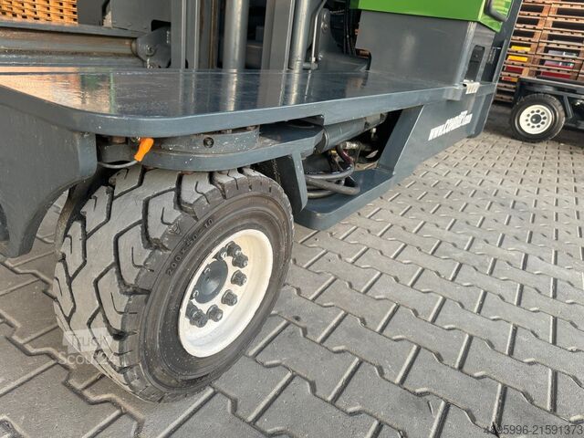 رافعة شوكية رباعية الاتجاهات Combilift C5000 / 5500 mm / free lift
