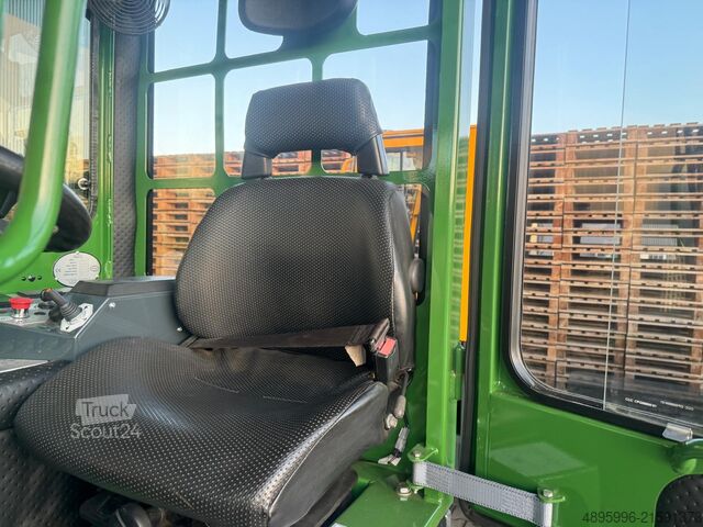 رافعة شوكية رباعية الاتجاهات Combilift C5000 / 5500 mm / free lift