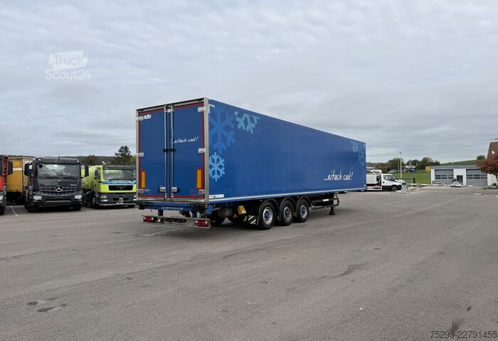 Refriģeratora puspiekabe Schwarzmüller SPA 3/E Carrier 1850 / Swiss-Vehicle