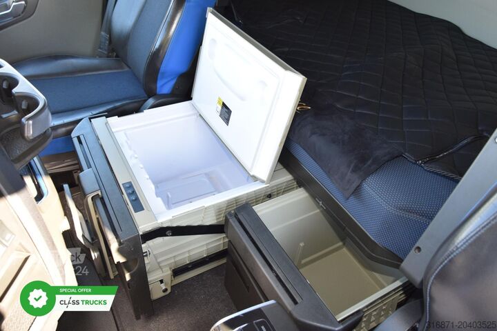 Standarta traktora vienība VOLVO FH 460 Globetrotter XL i-Save I-ParkCool