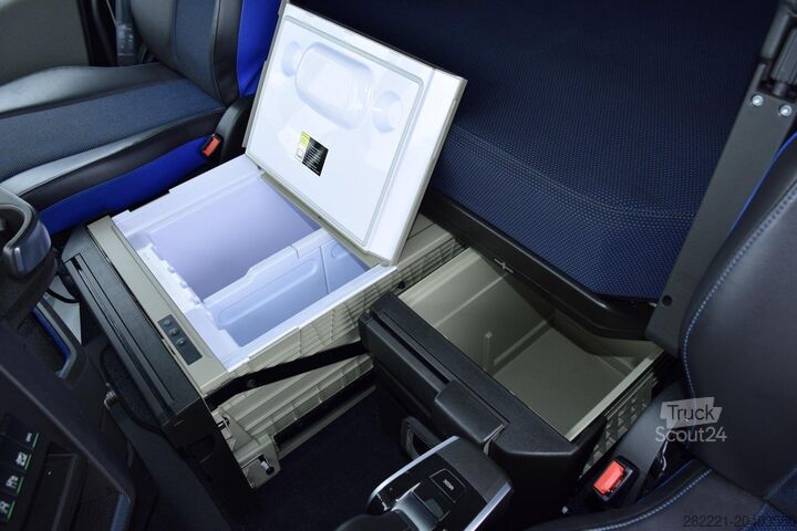 štandardná traktorová jednotka VOLVO FH 460 Globetrotter XL i-Save I-ParkCool