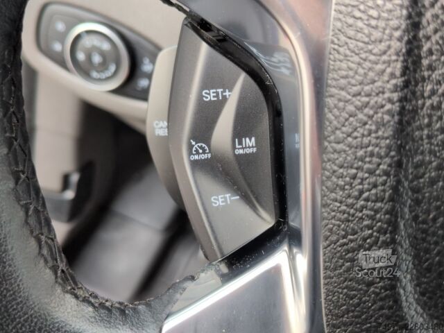 Panelová dodávka Ford Transit Connect Kasten L1 1.5D*Tempom PDC Klima