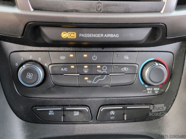 Panelová dodávka Ford Transit Connect Kasten L1 1.5D*Tempom PDC Klima