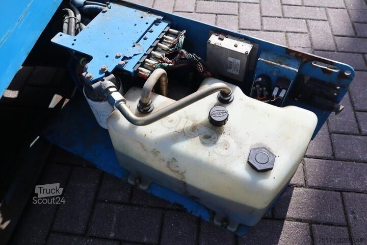 Žirklinis keltuvas Genie GS1932 Electric, Working Height 7.8 m, 227kg Capac