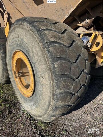 Damperli kamyon Volvo A40 Articulated Dumper – Black Plate