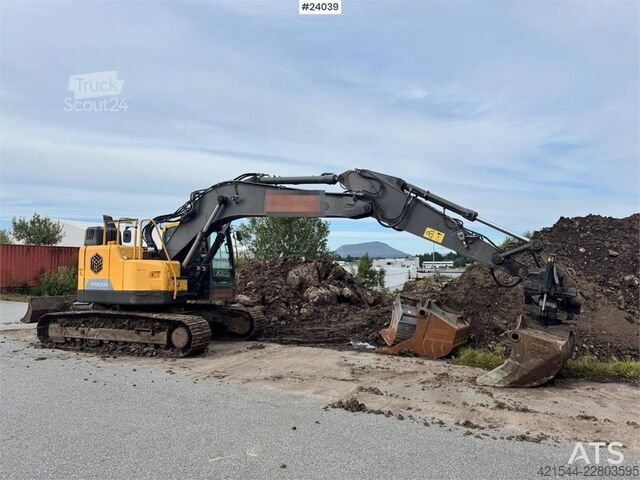  Volvo ECR235EL Excavator w/ Rototilt, 3 buckets, GPS and