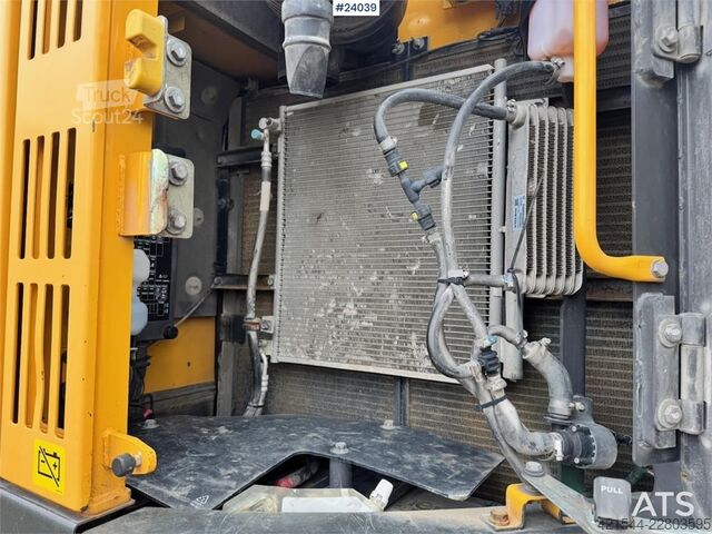  Volvo ECR235EL Excavator w/ Rototilt, 3 buckets, GPS and