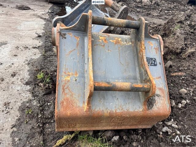  Volvo ECR235EL Excavator w/ Rototilt, 3 buckets, GPS and