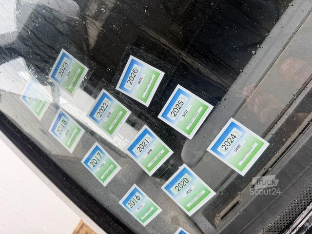 Box body Iveco Eurocargo 120E22 CLOSED BOX / KOFFER - 12T - *2...