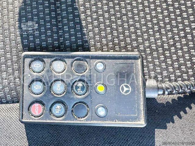 Camion frigorifique Mercedes Atego 1318 - Carrier - Rohrbahnen - Fleisch - Klima - Euro5