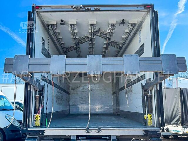 Camion frigorifique Mercedes Atego 1318 - Carrier - Rohrbahnen - Fleisch - Klima - Euro5