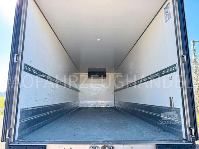 Camion frigorifique Renault D16.210 -E6 -Carrier 850 - air suspension rear