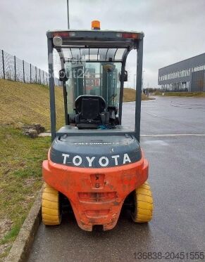 Carretilla elevadora Toyota Traigo 80-8FBMT50 4,99 t