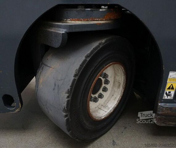 χειροκίνητος στοιβαχτής Combilift C2500GT