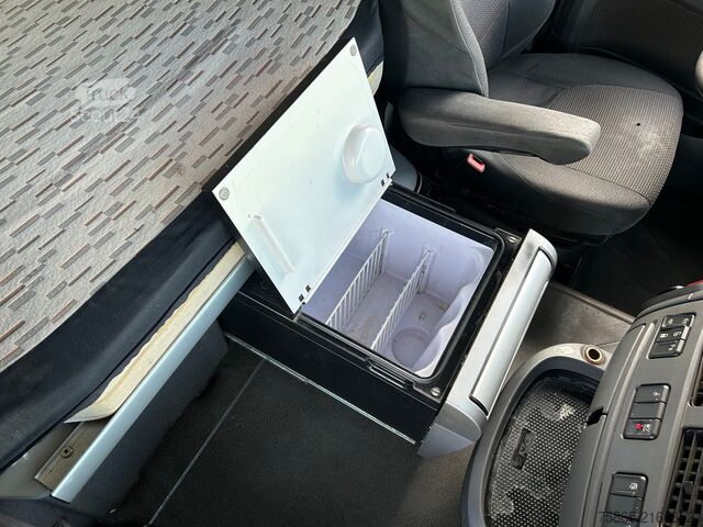 Standard tractor DAF XF 440 FT SC / Tacho V2 / 2 Tanks / Night AC / ...