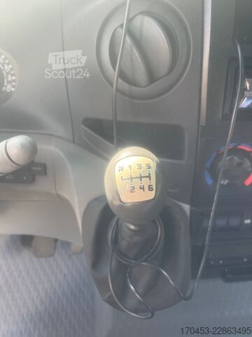 Κλειστό βαν IVECO 65C18 Schaustellerfahrzeug