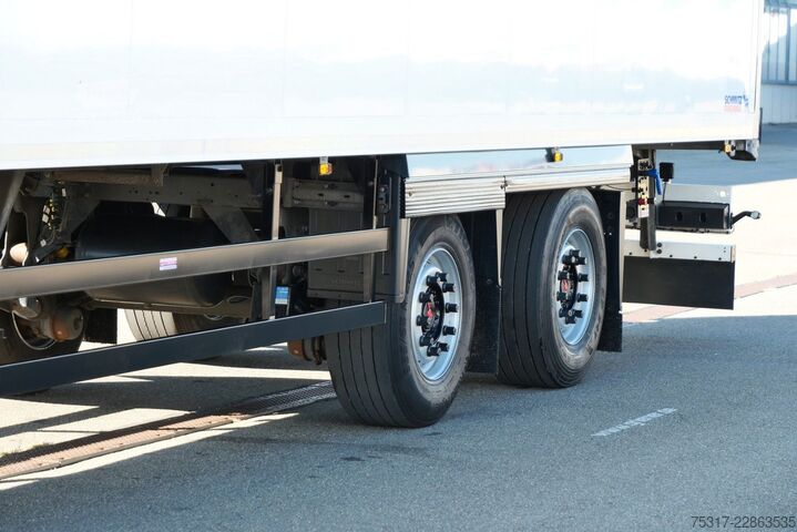 Šaldytuvas puspriekabė SCHMITZ CARGOBULL SKO 18/ LZG CITY / TRIDEC / SLX i 300 / ROLLTOR