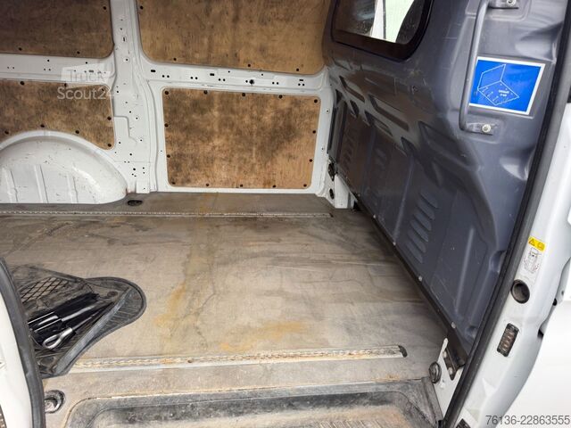 Duba panelată MERCEDES-BENZ Vito 111 CDI Klima AHK Tempomat Lang 3 Sitzer