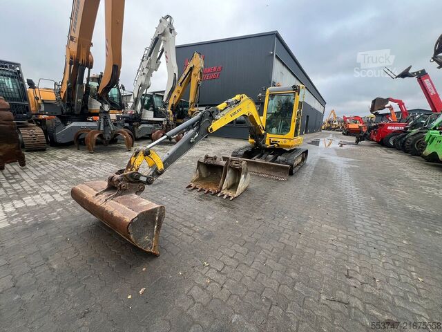 Miniexcavadora Volvo ECR 48 C