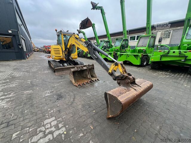 Miniexcavadora Volvo ECR 48 C