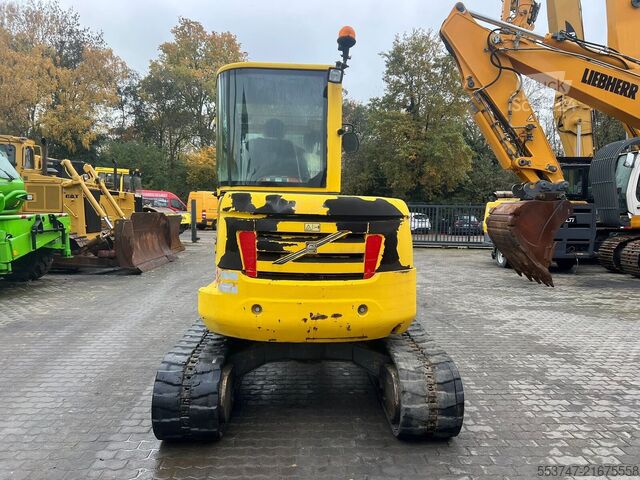 Miniexcavadora Volvo ECR 48 C