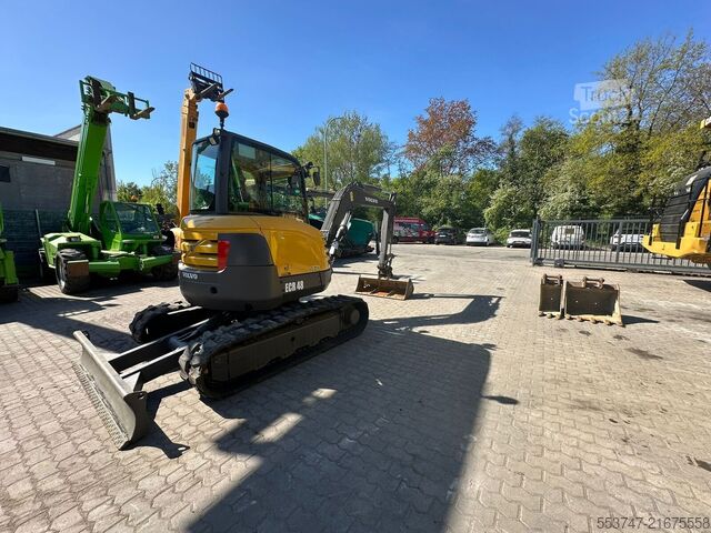 Miniexcavadora Volvo ECR 48 C