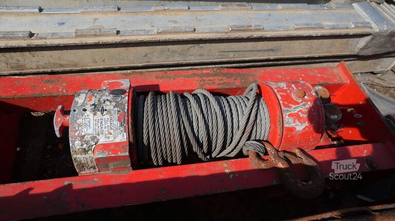 Polovični polnilnik z nizkim nakladanjem Nooteboom 3 axle semi low loader extendable