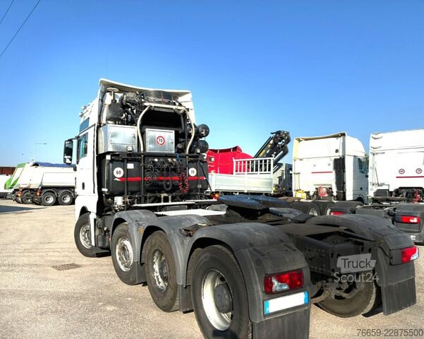 Τυπική μονάδα τράκτορα MAN 41.640 8x4