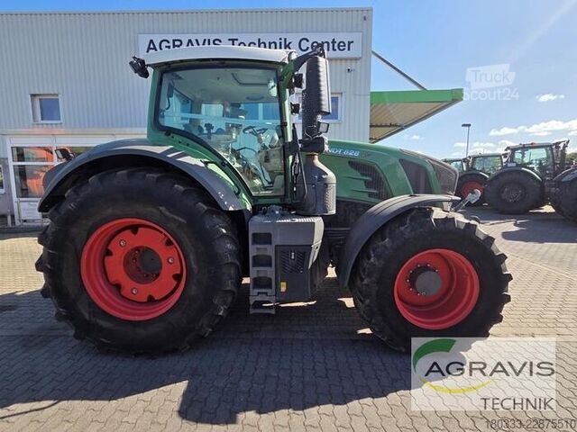 Tractor Fendt 828 VARIO S4