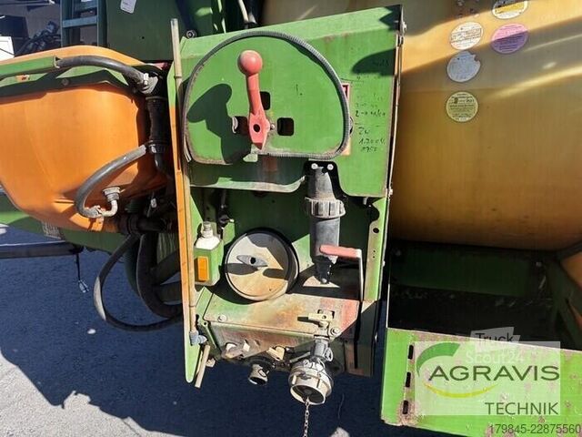 Pulverizator de pesticide Amazone UX 4200