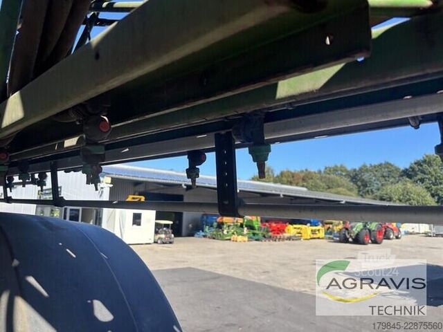 Pulverizator de pesticide Amazone UX 4200