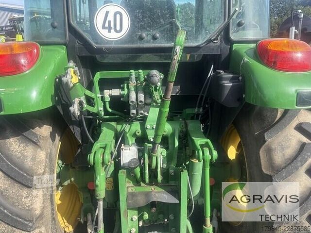 Traktor John Deere 5075 M