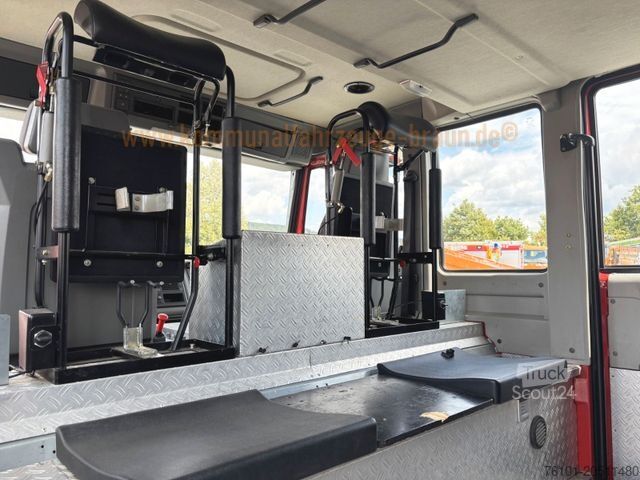 Vacuum tank truck IVECO FF 135E22 Feuerwehr 4x4 TLF 16/25*1-Hand*9 Tkm.