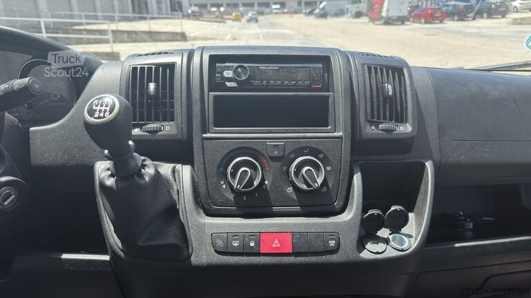  Peugeot Boxer Carado CV600 2024 | manuales | Totalmente equipado