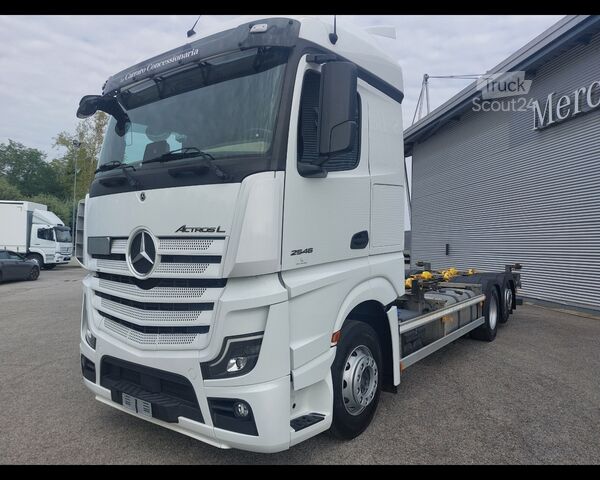 LKW-Fahrgestell MERCEDES-BENZ Actros L 25 6x2 - Actros L 2546 L 6x2