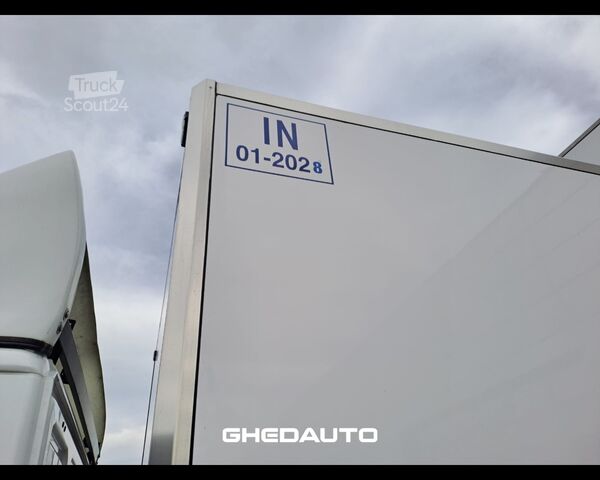 Tovorno vozilo za posebne namene IVECO EUROCARG0 90 220 CON CELLA ISOTERMICA E SPONDA CARICATRICE