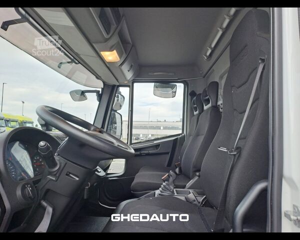 Tovorno vozilo za posebne namene IVECO EUROCARG0 90 220 CON CELLA ISOTERMICA E SPONDA CARICATRICE