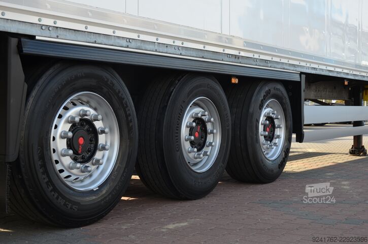 Chladírenský přívěs Schmitz Cargobull 2021 / IZOTERMA / BOX OŚ POD. / SAF/ LED / CODE XL / DE/5353