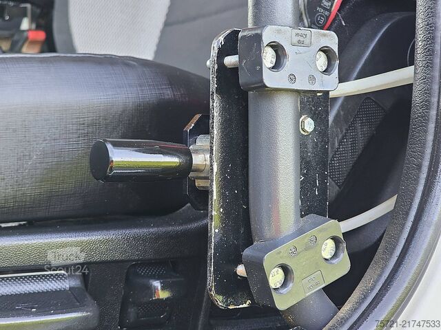 Volquete con grúa RENAULT D 240 HIAB 158ES4,16 ton