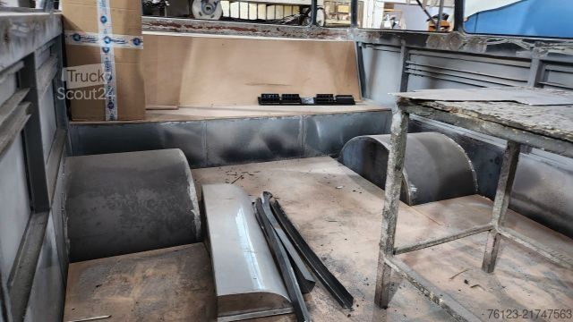 حافلة صغيرة MERCEDES-BENZ Vorgänger Sprinter O 319 Samba mit Faltdach AC