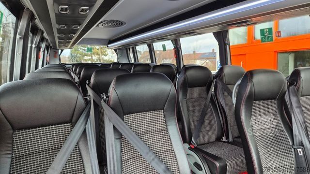 Minibusz IVECO 2x Daily 70 Lagerfahrzrug Ferqui Sunrise 2,5 m B