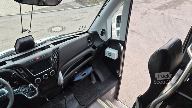 Minibusz IVECO 2x Daily 70 Lagerfahrzrug Ferqui Sunrise 2,5 m B