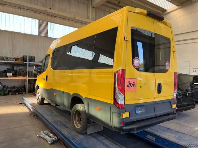 Personenvervoer IVECO Daily